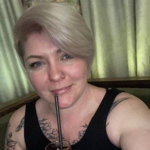 Meet your Posher, Ally